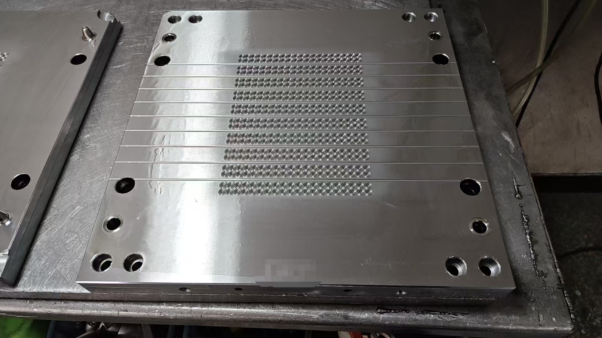 广州模具